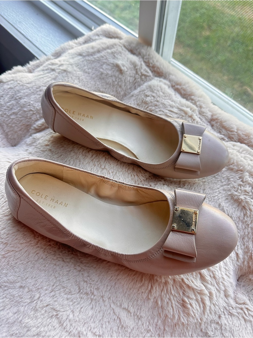 Cole Haan Nude Tan Bow Ballet Flats